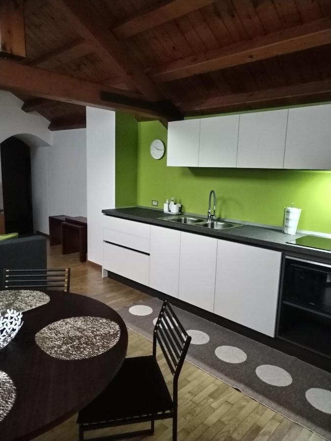 Il Vicolo_Carinissimo Appartamento In Centro Storico, Zona Giorno Mansardata Belluno Exterior photo